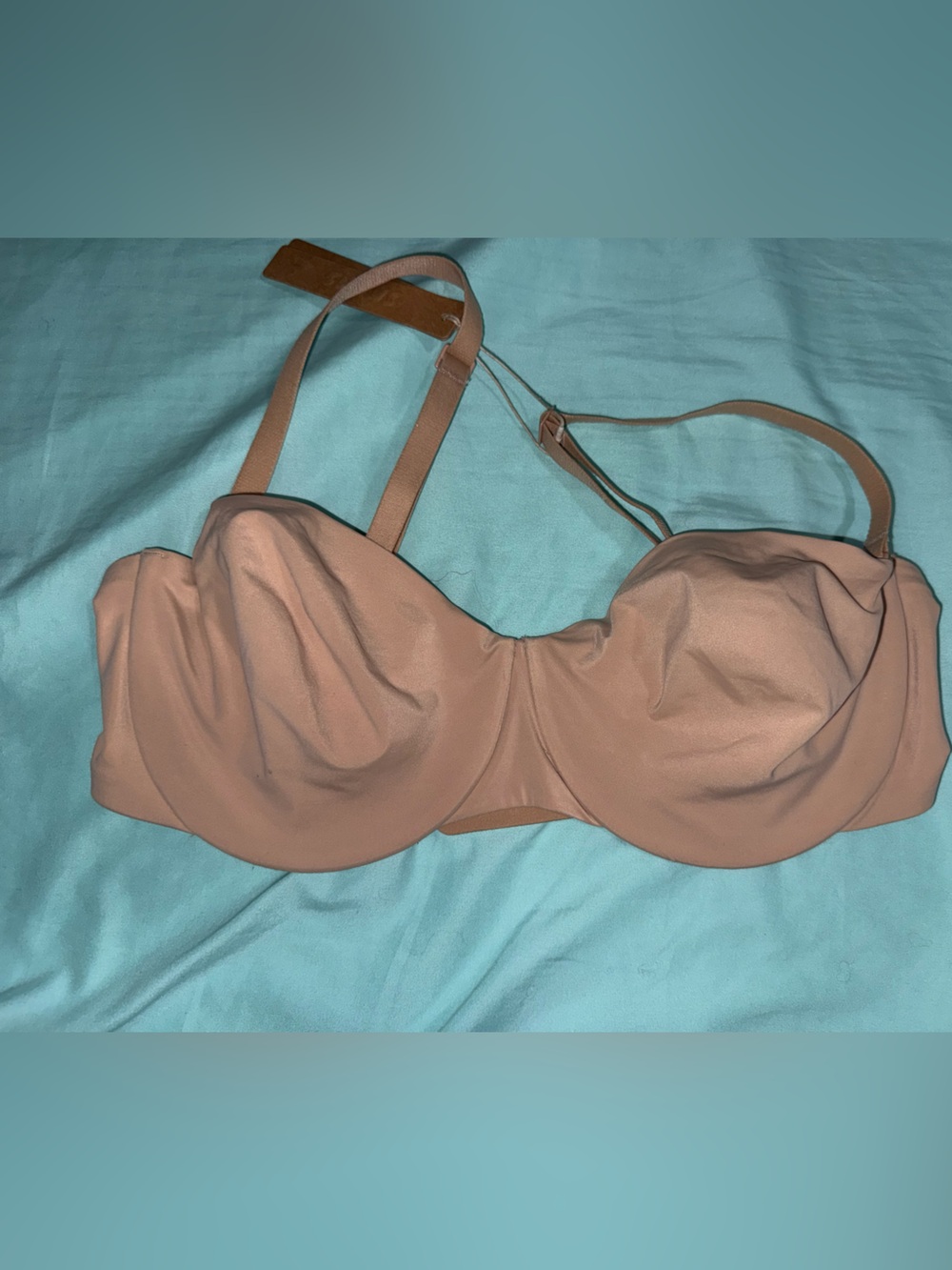 Slims Nude/Tan Strapless Convertible Bra